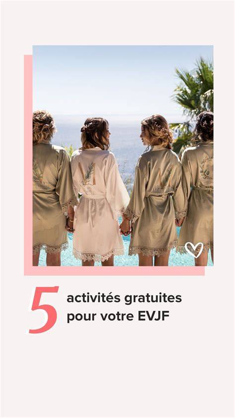 Amies préparant une surprise EVJF
