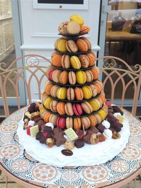Décoration nougatine tente pâtisserie