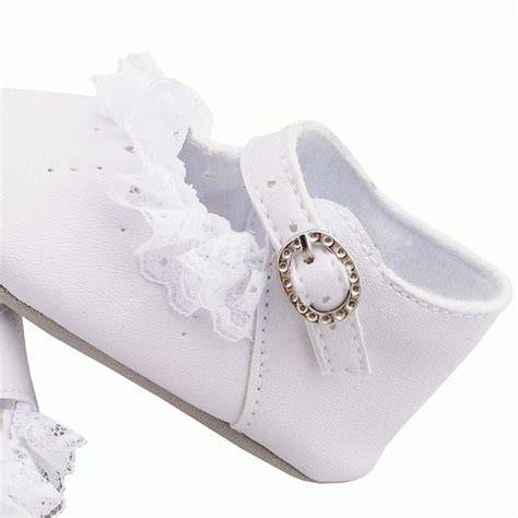 Chaussures blanches baptême fille taille 24