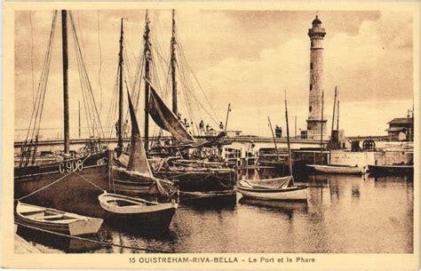Phare et port de Ouistreham Riva-Bella