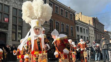 Parcours du carnaval de Binche et zones de stationnement
