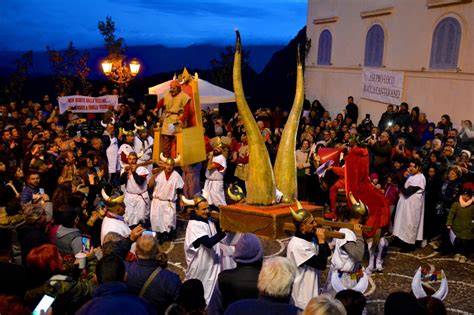 Festa del Cornuto défilé Rocca Canterano