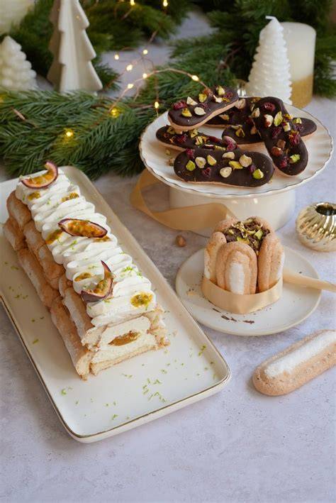 montage bûche triangulaire biscuits cuillère