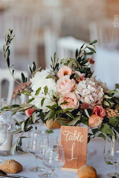 mariage bohème décoration florale