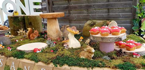 Décoration anniversaire Enchantimals forêt fleurs animaux