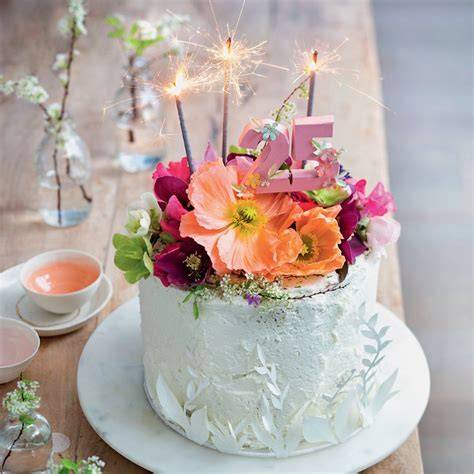 gâteau anniversaire 60 ans fleurs fraîches