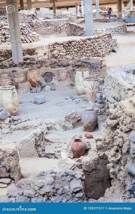 Ruines antiques Akrotiri Santorin