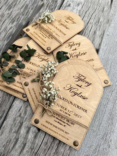 Faire-part mariage rustique chic feuillage bois