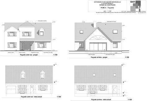 plan de façade médiévale et portail orné