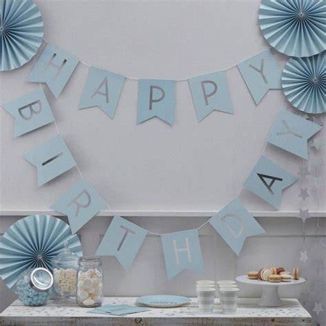 Décoration communion bleu poudré gris argent