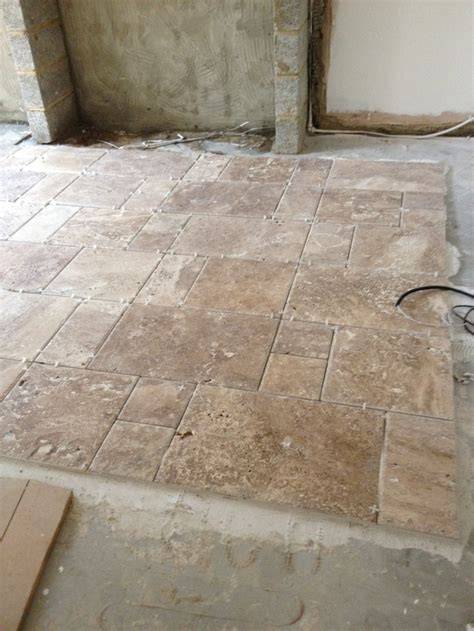 planche de travertin noce motif french pattern