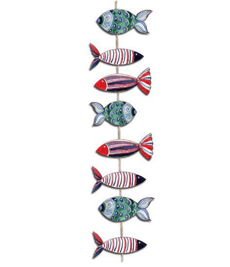 Schéma d’une guirlande de poissons dans un bocal