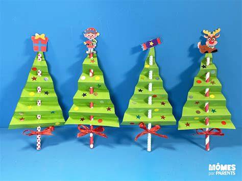 Décoration de sapin enfant avec personnages colorés