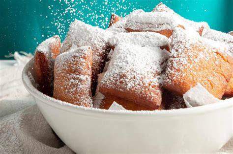 beignets Mardi Gras sans friture image