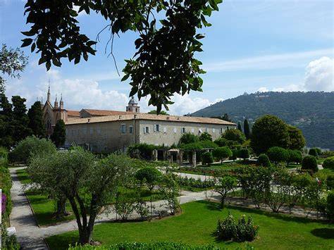 Monastère Cimiez et espaces liturgiques