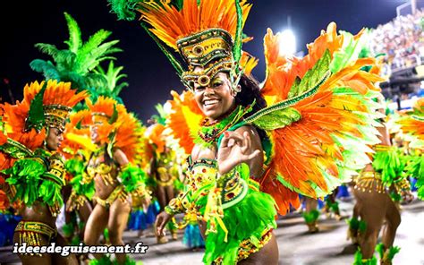 Rio carnaval blocks et costumes colorés